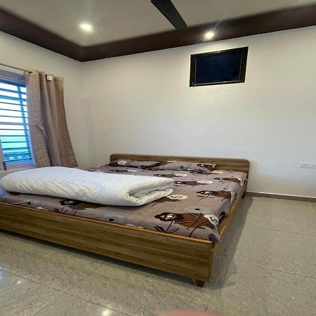 Hotel Maa Bhagwati Алмора Экстерьер фото