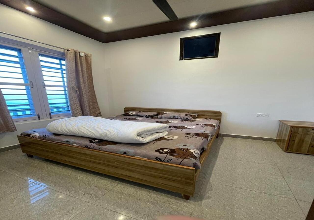 Hotel Maa Bhagwati Алмора Экстерьер фото