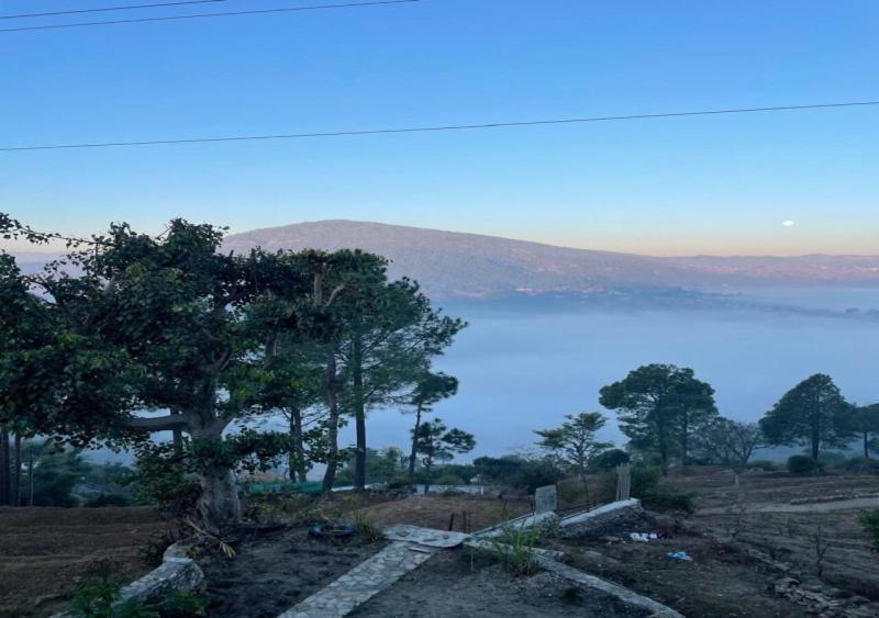Hotel Maa Bhagwati Алмора Экстерьер фото